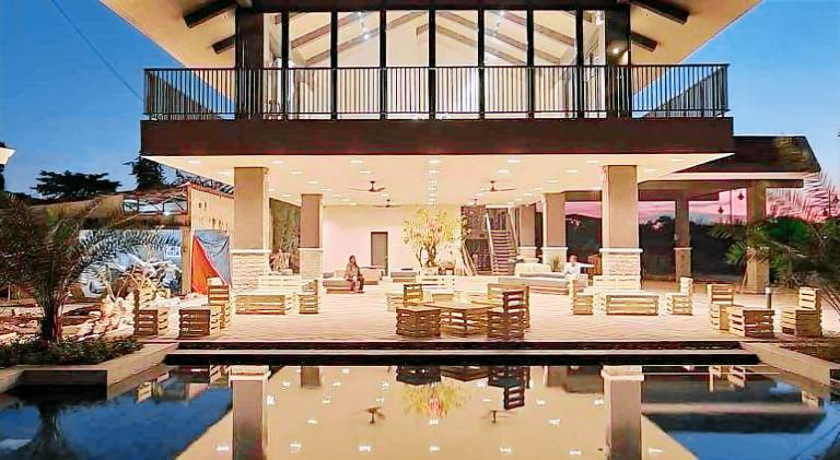 The NLC Nook Pool Netflix Gym near Airport — photo 3