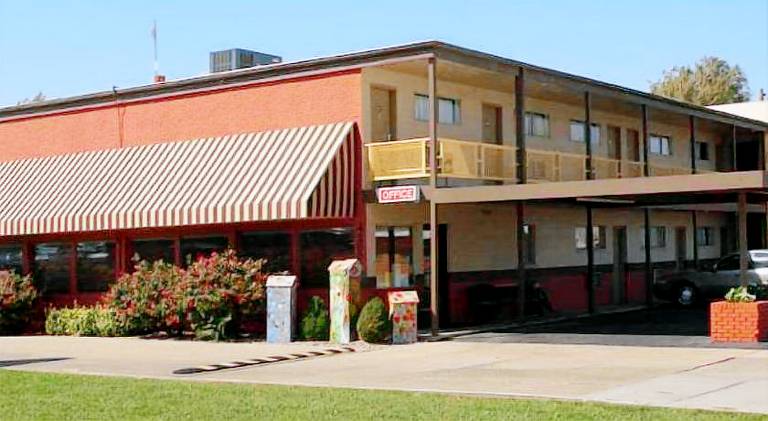 Big Bend Traveler's Inn in Great Bend, KS