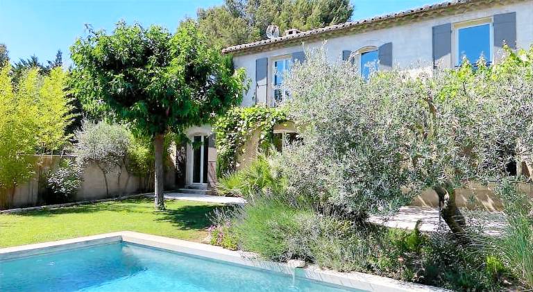 Vacation home with pool in Les Baux-de-Provence