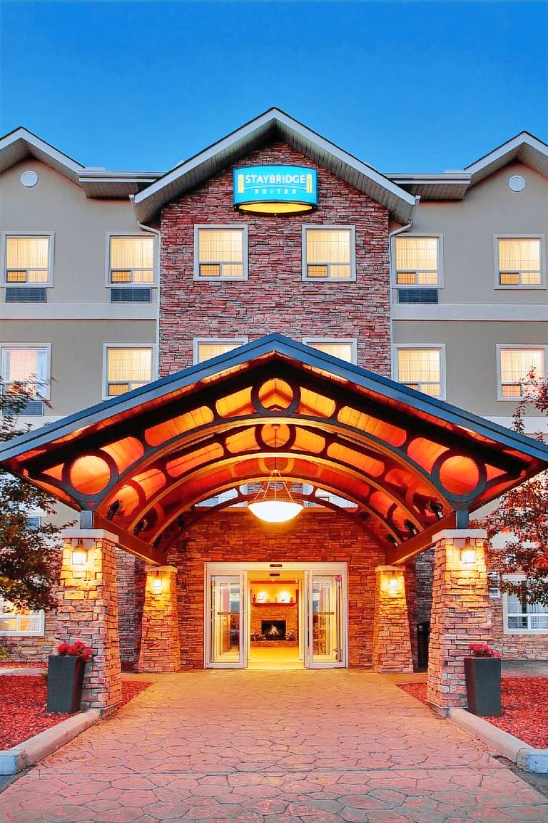 Staybridge Suites - Calgary Airport By IHG — photo 2