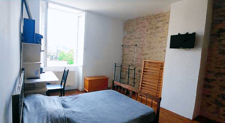 Chambre spacieuse vue sur le Lot - proche Cahors in Cahors