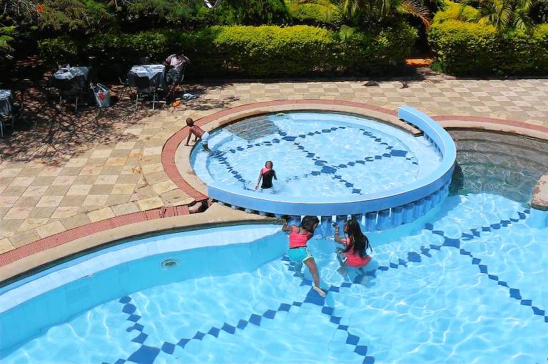 Le Savanna Country Lodge And Hotel