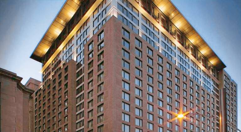 Embassy Suites by Hilton Montreal — photo 2