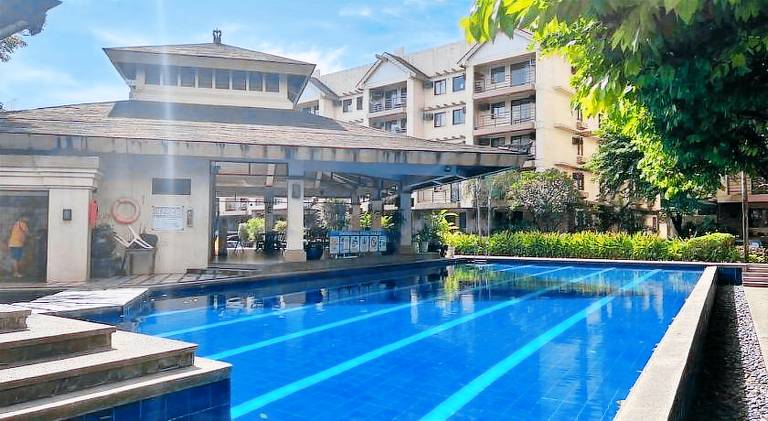 65 sqm. Two Bedroom Penthouse Condo Unit near Airport NAIA — photo 3