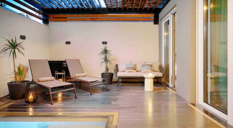 Luxury Apartment with Private heated pool - Znjan Beach ANGALA — photo 5