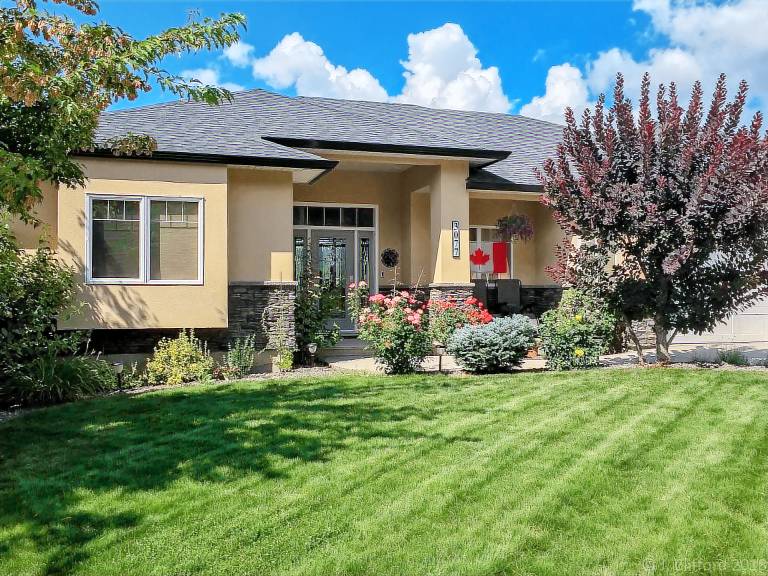 Bed and breakfast  Peachland