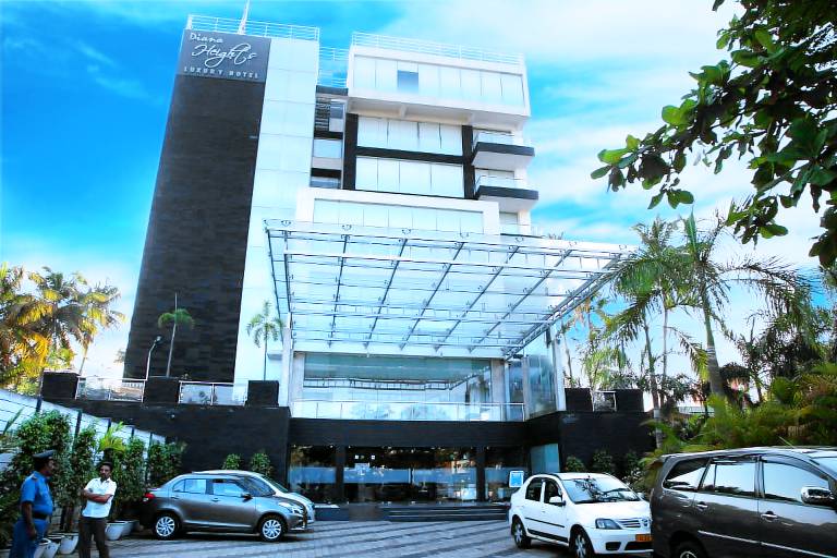 Diana Heights Luxury Hotel