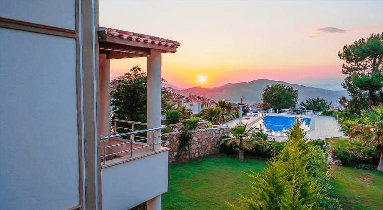 Spacious rental apartment with pool | Dogs allowed in Mugla