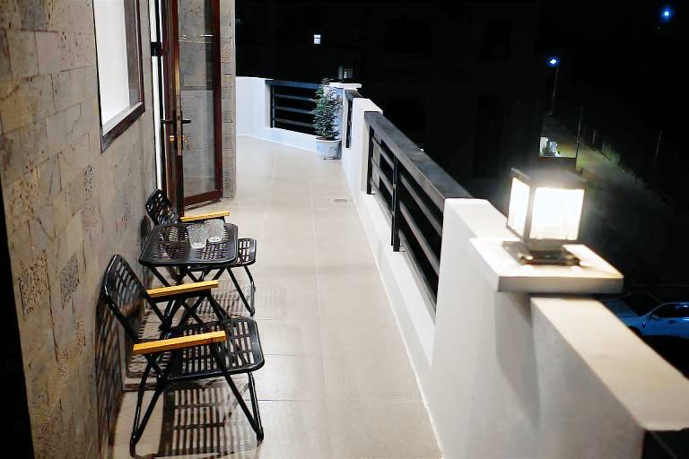 House with barbeque — photo 4