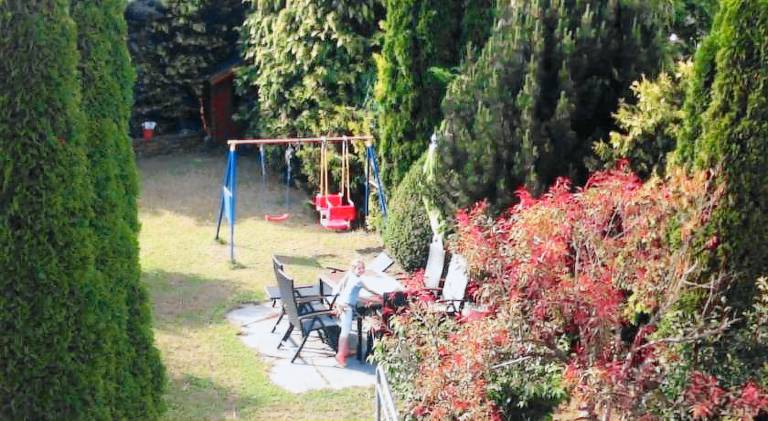 Doppelzimmer mit Terrasse zum Garten, ruhig, Weinbergsblick, zusatzliches Kinderzimmer anbei moglich — photo 5