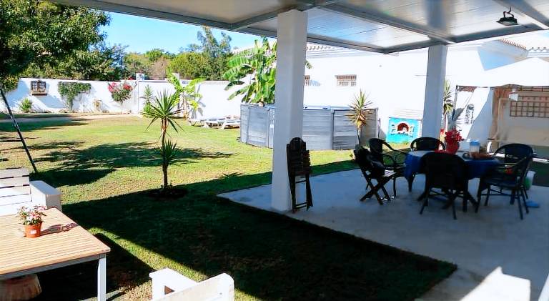 Vacation home with terrace, barbecue & private pool in Chiclana de la Frontera