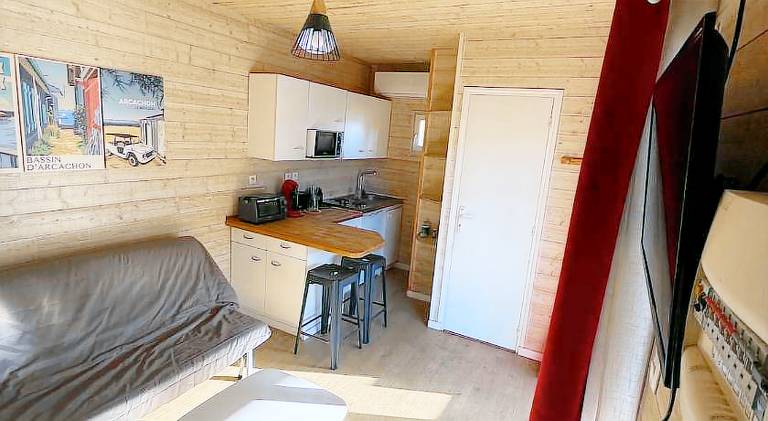 Beautiful chalet with pool | Pets are welcome — photo 2