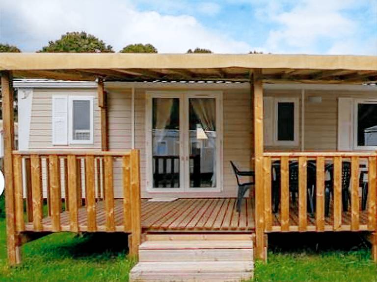 Mobile home with patio — photo 5