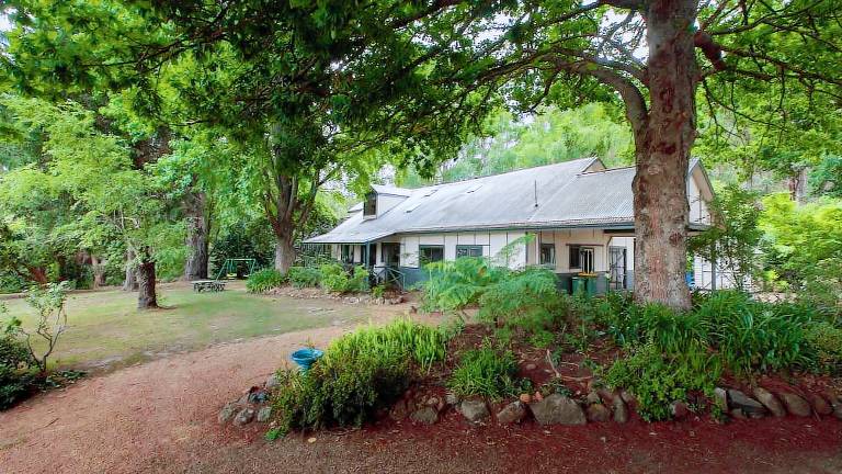 House  Noojee