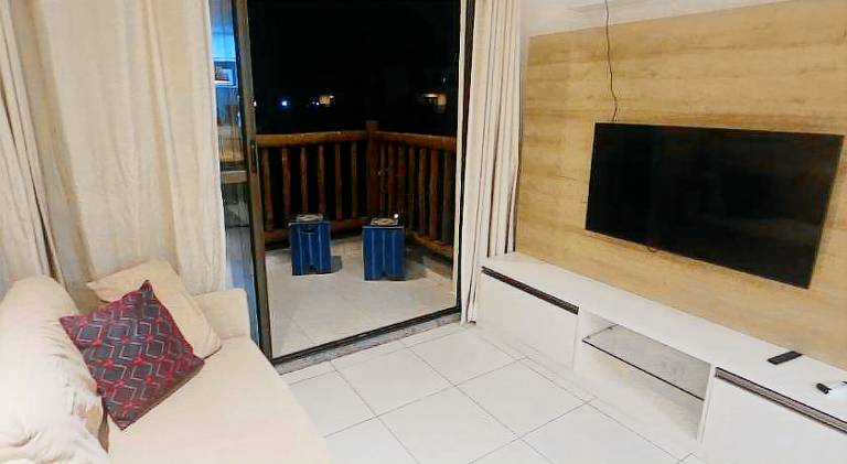 Holiday apartment with pool & hot tub — photo 2