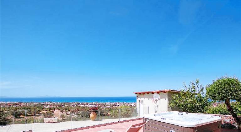 Wonderful house with garden, terrace & grill | Pet-friendly — photo 4