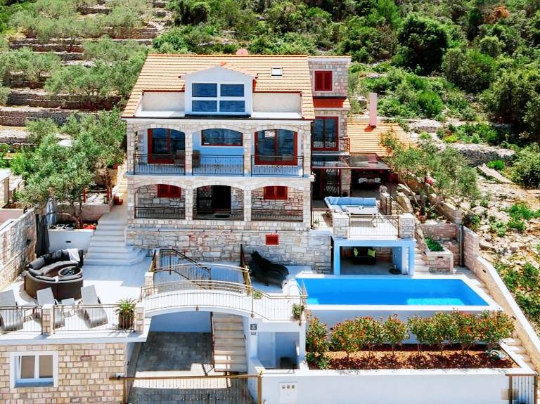 Casa  Blato
