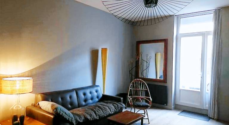 Rental apartment with patio — photo 2
