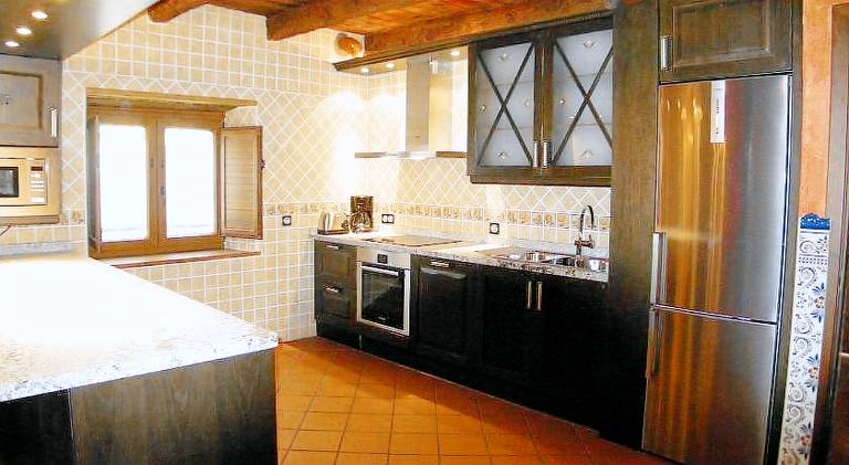 House with barbecue, patio & yard | Pet-friendly — photo 3