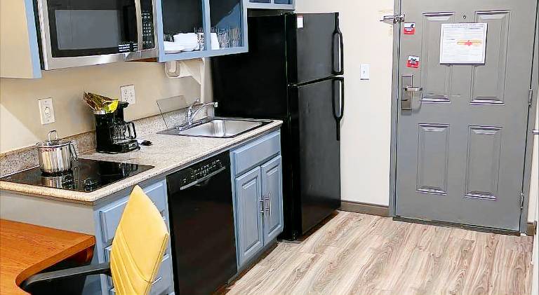 Candlewood Suites LAX Hawthorne By IHG — photo 4