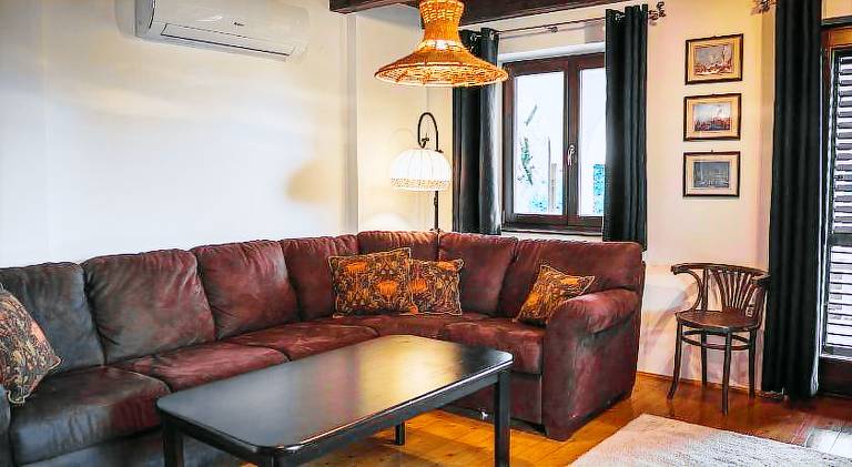 Fully equipped wonderful vacation home with garden, barbeque & terrace | Good for workation | Pet-friendly — photo 2
