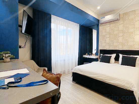 Serviced apartment with terrace — photo 3