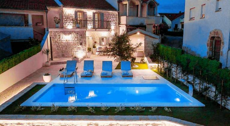 Wonderful villa with pool | Pets allowed in Okrug