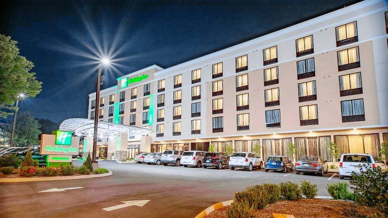 Holiday Inn Knoxville N - Merchant Drive By IHG in Powell, TN