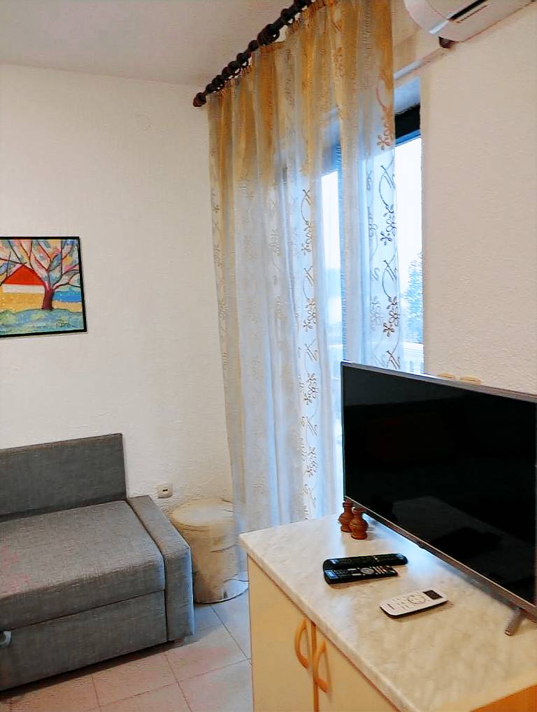 Two bedroom apartment with terrace and sea view Omišalj, Krk (A-22474-a) — photo 3