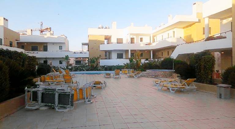 Fully equipped rental apartment with garden, patio & jacuzzi | Next to the beach | Pet-friendly — photo 4