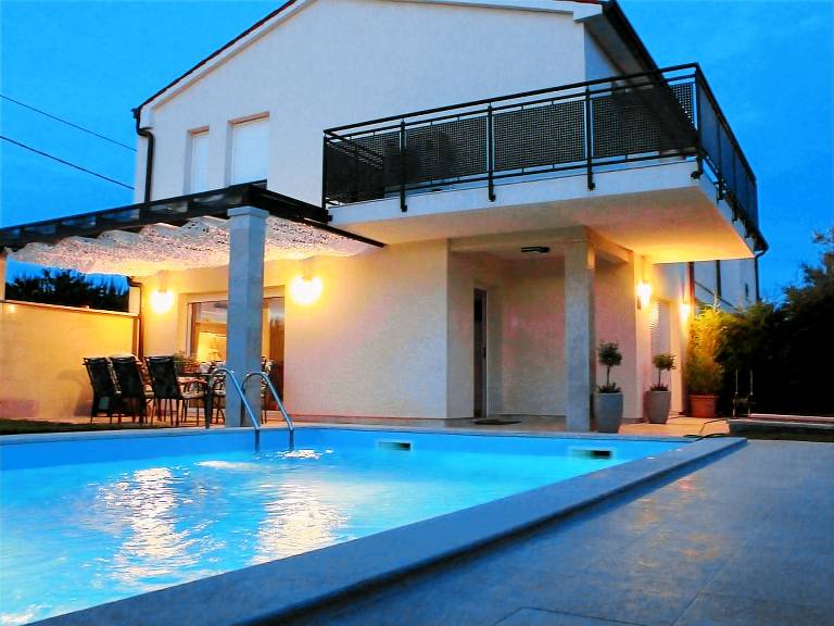 Ferienhaus in Banjole für max. 6 Personen Ferienhaus in Banjole für max. 6 Personen