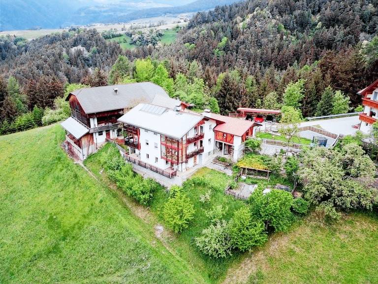 Vitroler Hof: Burgblick — photo 2