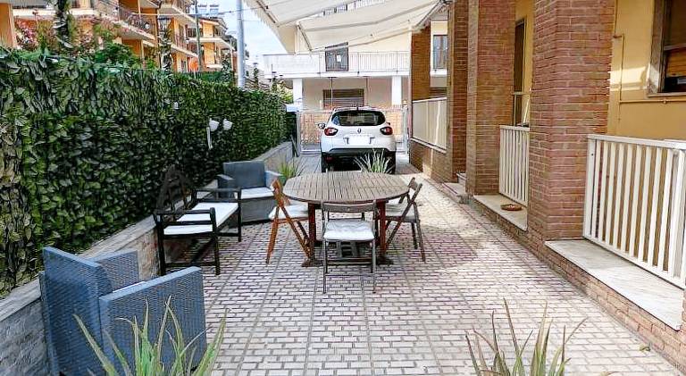 Villa with terrace | Dogs allowed — photo 4