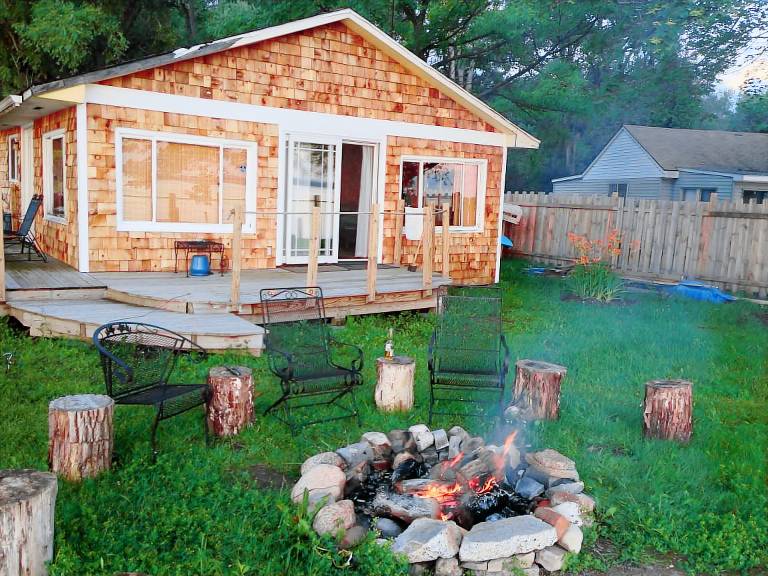 Cabin  Cayuga