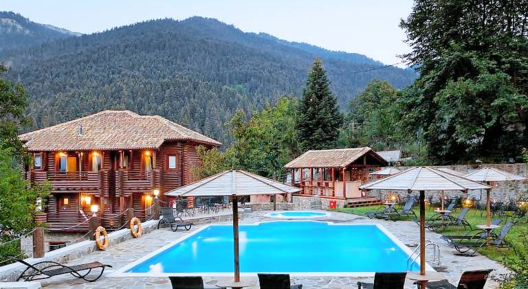 Yliessa Chalet in Karpenisi