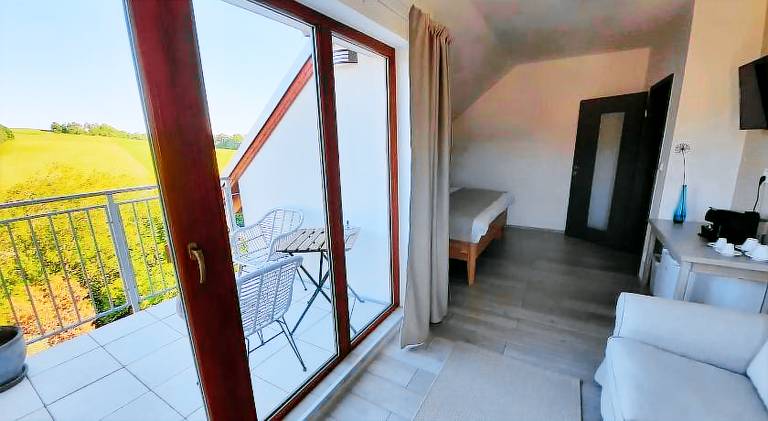 Penzion Zahrada nad rekou, restaurace a kavarna - PARKOVANI GRATIS — photo 3