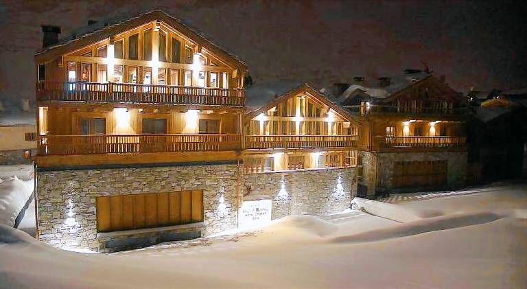 Hotel MONT-BLANC VAL D'ISERE in Val-d'Isere