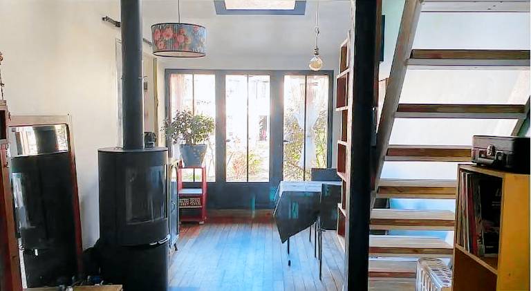 Chalet with patio, barbeque & yard | Dogs allowed in Suresnes