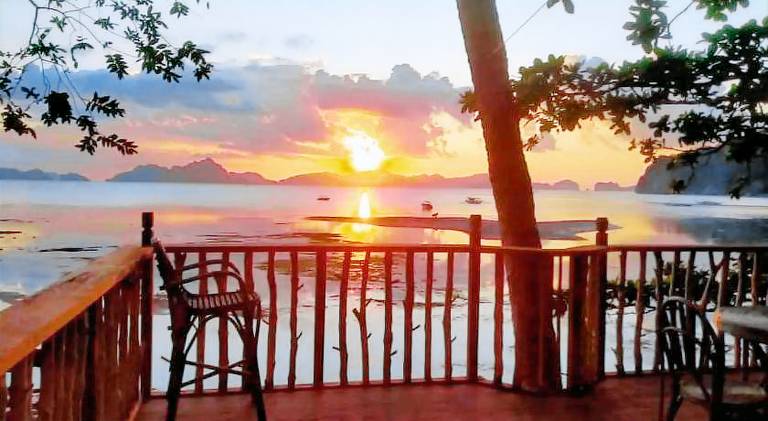 Hut sunset view — photo 5