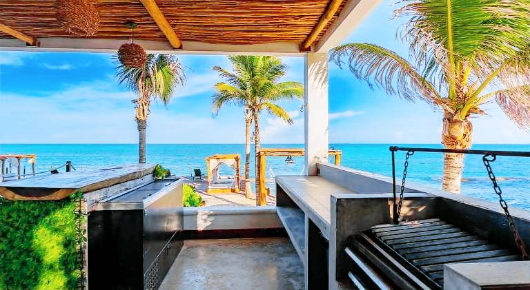 Villa with pool & jacuzzi — photo 4