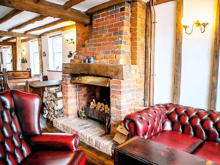 The Horse & Cart Inn — photo 4