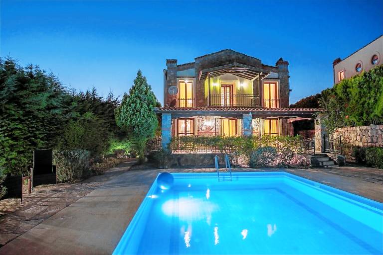 Villa Ovacık Mahallesi