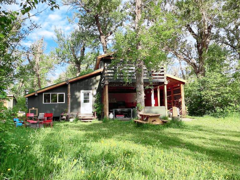 Cabin Pincher Creek