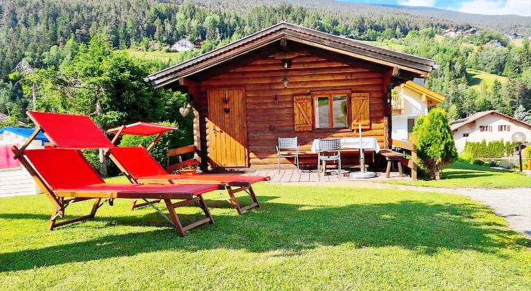 Holiday apartment with grill, sauna & yard — photo 4