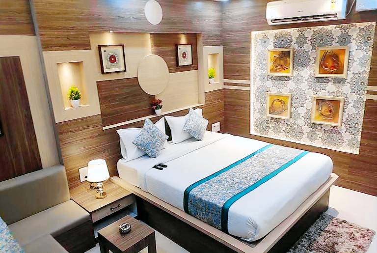 HOTEL CENTRAL SQUARE MUZAFFARPUR
