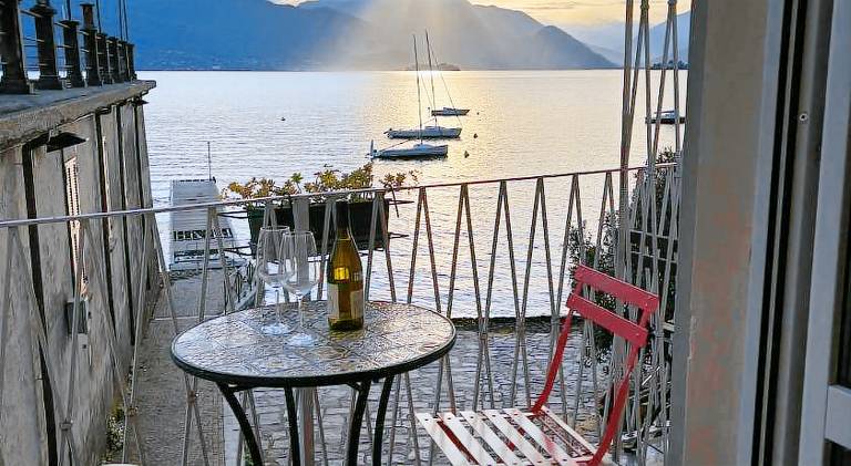 Beautiful apartment | Dogs allowed in Laveno Mombello