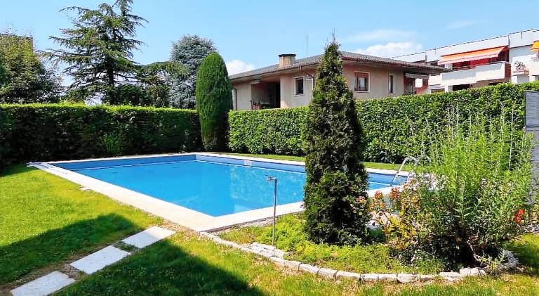 Rental apartment with pool in Bardolino