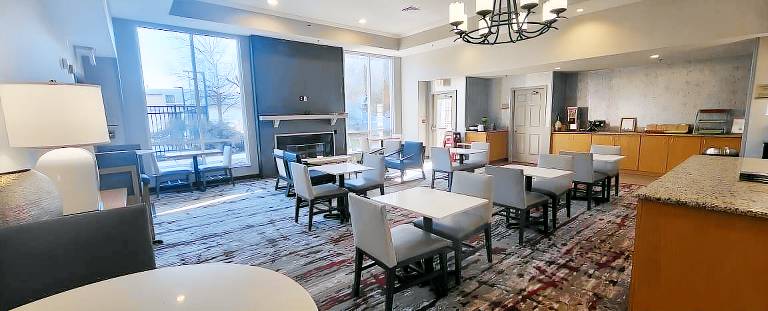 Philadelphia Suites — photo 3
