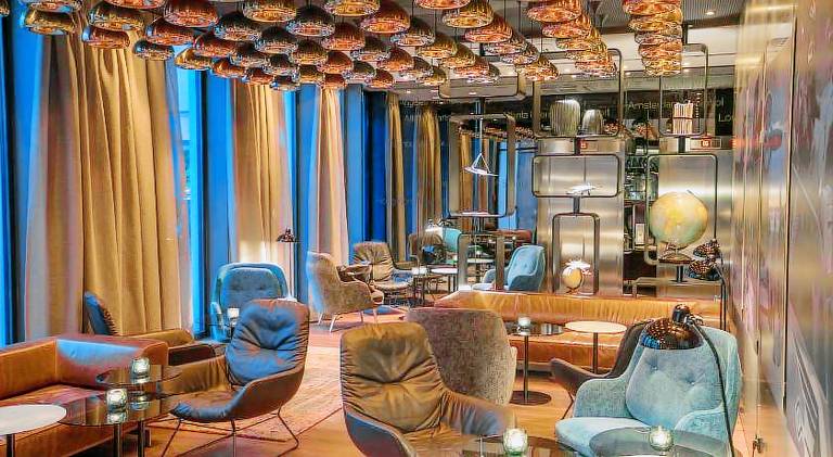 Motel One Hamburg Airport — photo 2
