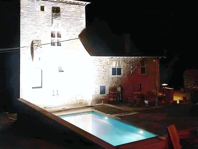 House with barbecue, sauna & yard in Namur